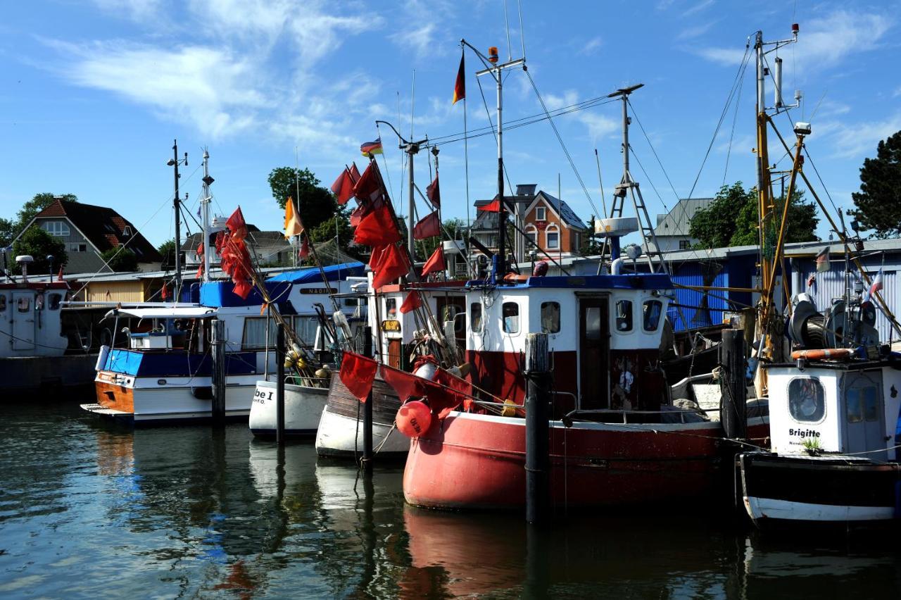 Stoe3 Ferienwohnung Waack Timmendorfer Strand Buitenkant foto
